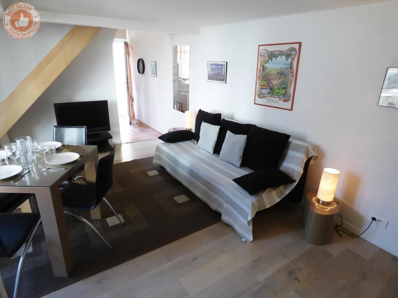 Alc - A523 - 4 Min Palais And Beaches Cannes France